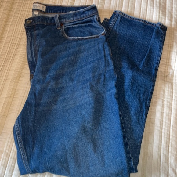 Abercrombie & Fitch Denim - Abercrombie curve love 90’s straight ultra high rise